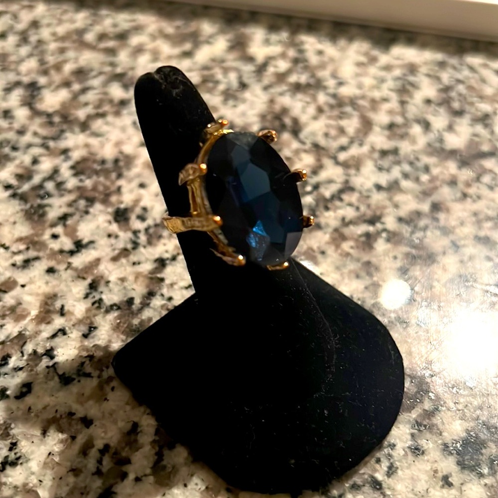 Gold & Sapphire cocktail Ring
